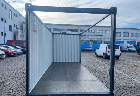 Cutting out the container door of container 20